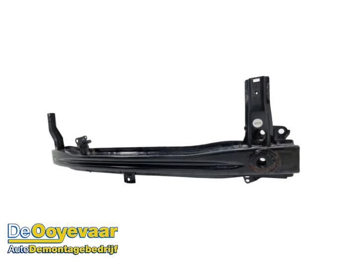 Bumperframe voor van een Volkswagen Caddy III (2KA,2KH,2CA,2CH) 1.6 TDI 16V 2011