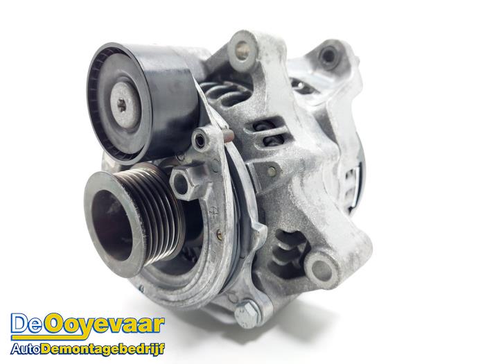 Gebruikte Dynamo BMW 4 serie (F32) 420i 2.0 TwinPower Turbo 16V Prijs € 39,99 Margeregeling aangeboden door Autodemontagebedrijf De Ooyevaar