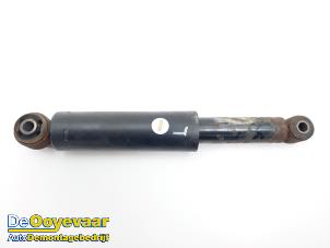 Gebruikte Schokdemper links-achter Mercedes Vito (639.6) 2.2 110 CDI 16V Euro 5 Prijs € 15,00 Margeregeling aangeboden door Autodemontagebedrijf De Ooyevaar