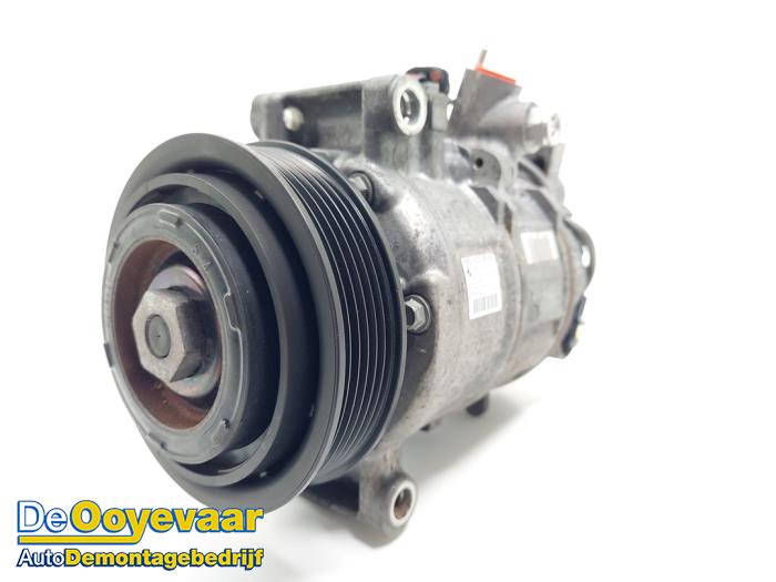Gebruikte Pomp Airco BMW 1 serie (F21) 116i 1.6 16V Prijs € 29,99 Margeregeling aangeboden door Autodemontagebedrijf De Ooyevaar