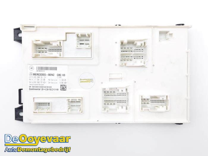 Computer Body Control van een Mercedes-Benz GLA (156.9) 1.6 180 16V 2015