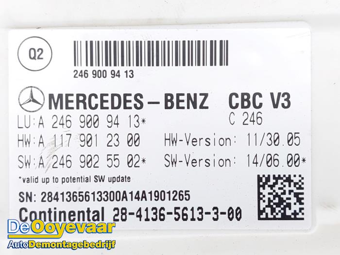 Computer Body Control van een Mercedes-Benz GLA (156.9) 1.6 180 16V 2015