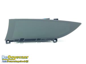 Gebruikte Display Interieur Honda Civic (FK1/2/3) 1.4i VTEC 16V Prijs € 149,99 Margeregeling aangeboden door Autodemontagebedrijf De Ooyevaar