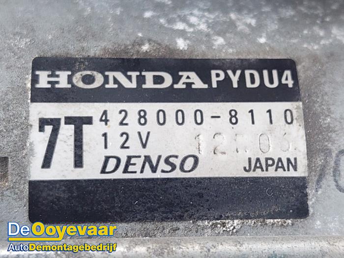 Startmotor van een Honda Civic (FK1/2/3) 1.4i VTEC 16V 2016
