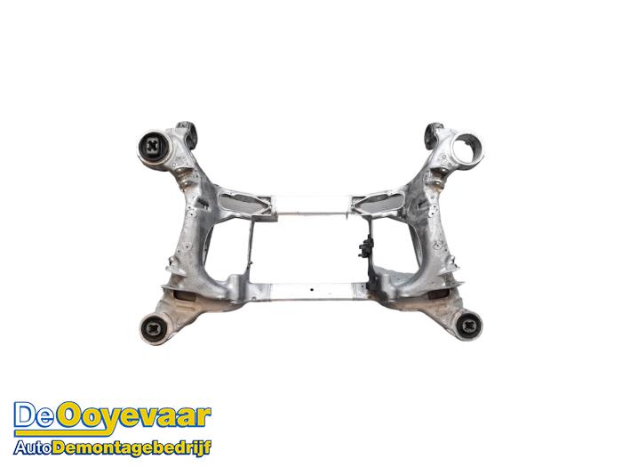 Gebruikte Subframe Porsche Taycan (Y1A) 4S Prijs € 399,99 Margeregeling aangeboden door Autodemontagebedrijf De Ooyevaar