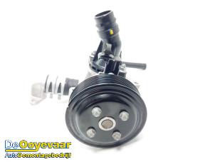 Gebruikte Waterpomp Kia Niro II (SG2) 1.6 GDI Hybrid Prijs € 149,99 Margeregeling aangeboden door Autodemontagebedrijf De Ooyevaar