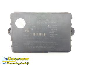 Gebruikte Deur module Jaguar F-Pace 2.0 D 180 16V AWD Prijs € 59,99 Margeregeling aangeboden door Autodemontagebedrijf De Ooyevaar