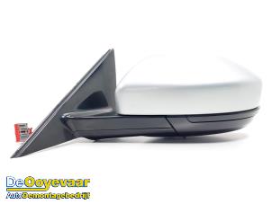 Gebruikte Spiegel Buiten links Jaguar F-Pace 2.0 D 180 16V AWD Prijs € 249,99 Margeregeling aangeboden door Autodemontagebedrijf De Ooyevaar