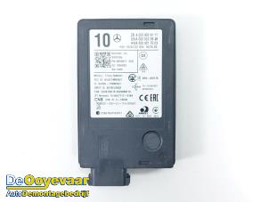 Gebruikte Radar sensor Mercedes A-Klasse AMG (177.0) 2.0 A-35 AMG Turbo 16V 4Matic Prijs € 99,99 Margeregeling aangeboden door Autodemontagebedrijf De Ooyevaar