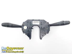 Gebruikte Combischakelaar Stuurkolom Citroen C4 Coupé (LA) 1.4 16V Prijs € 25,00 Margeregeling aangeboden door Autodemontagebedrijf De Ooyevaar