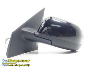 Gebruikte Spiegel Buiten links Dacia Dokker Express (8S) 1.5 dCi 90 Prijs € 69,99 Margeregeling aangeboden door Autodemontagebedrijf De Ooyevaar