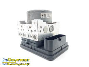 Gebruikte ABS Pomp Dacia Dokker Express (8S) 1.5 dCi 90 Prijs € 75,00 Margeregeling aangeboden door Autodemontagebedrijf De Ooyevaar