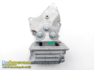 Gebruikte Versnellingsbak Steun Jeep Compass II (MP) 1.3 4XE 240 16V 4x4 Prijs € 99,99 Margeregeling aangeboden door Autodemontagebedrijf De Ooyevaar