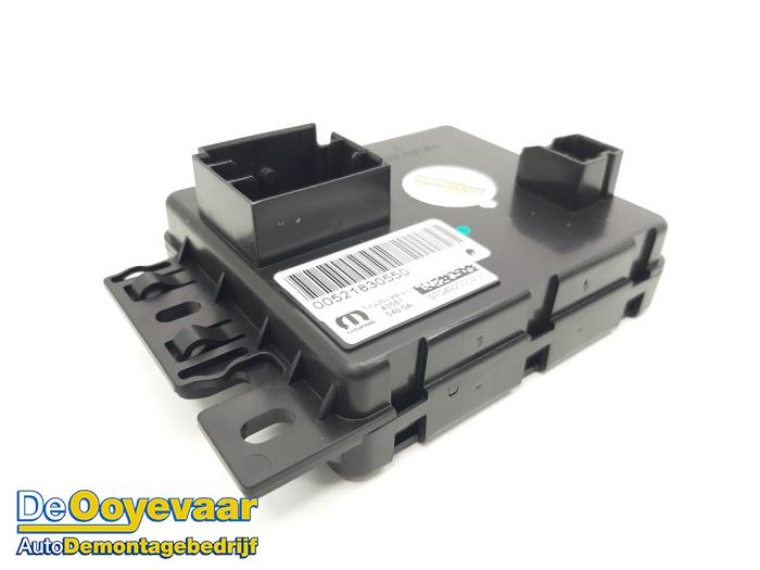 Computer Kachel van een Jeep Compass II (MP) 1.3 4XE 240 16V 4x4 2020