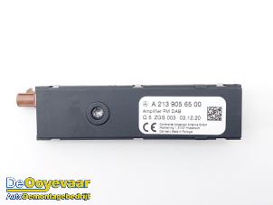 Gebruikte Antenne Versterker Mercedes GLA (H247) 1.3 180 Turbo 16V Prijs € 9,99 Margeregeling aangeboden door Autodemontagebedrijf De Ooyevaar