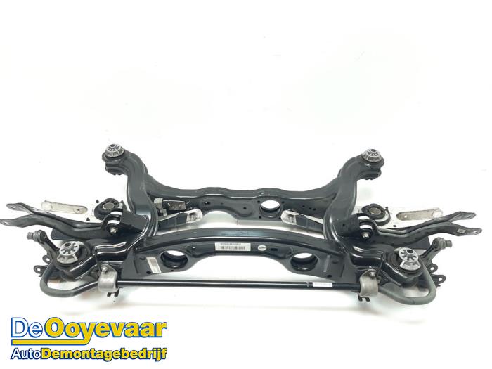 Gebruikte Subframe Mercedes GLA (H247) 1.3 180 Turbo 16V Prijs € 399,99 Margeregeling aangeboden door Autodemontagebedrijf De Ooyevaar
