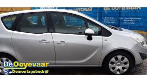 Gebruikte Deur 4Deurs rechts-voor Opel Meriva 1.4 Turbo 16V ecoFLEX Prijs € 299,99 Margeregeling aangeboden door Autodemontagebedrijf De Ooyevaar