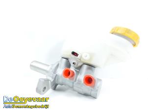 Gebruikte Hoofdremcilinder Subaru XV (GT/GX) 2.0 e-Boxer AWD 16V Prijs € 69,99 Margeregeling aangeboden door Autodemontagebedrijf De Ooyevaar