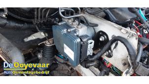 Gebruikte ABS Pomp Volkswagen Transporter T6 2.0 TDI Prijs € 239,99 Margeregeling aangeboden door Autodemontagebedrijf De Ooyevaar