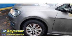 Gebruikte Voorscherm links Volkswagen Golf VII (AUA) 1.4 TSI 16V Prijs € 74,99 Margeregeling aangeboden door Autodemontagebedrijf De Ooyevaar