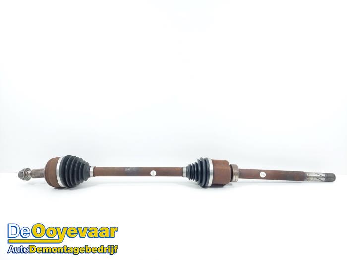Gebruikte Steekas rechts-voor Renault Master III (MA/MB/MC/MD/MH/MF/MG/MH) 2.3 dCi 135 16V FWD Prijs € 59,99 Margeregeling aangeboden door Autodemontagebedrijf De Ooyevaar
