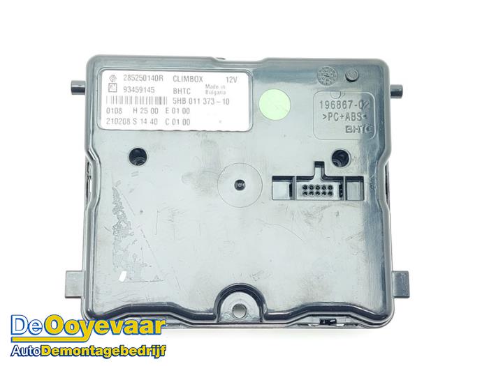 Gebruikte Computer Diversen Renault Trafic (1FL/2FL/3FL/4FL) 2.0 dCi 16V 120 Prijs € 69,99 Margeregeling aangeboden door Autodemontagebedrijf De Ooyevaar