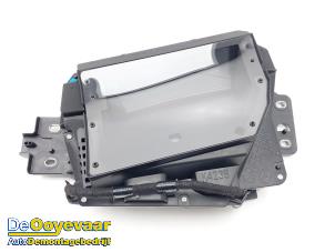 Gebruikte Head-up display Mazda 6 SportBreak (GJ/GH/GL) 2.0 SkyActiv-G 165 16V Prijs € 399,99 Margeregeling aangeboden door Autodemontagebedrijf De Ooyevaar