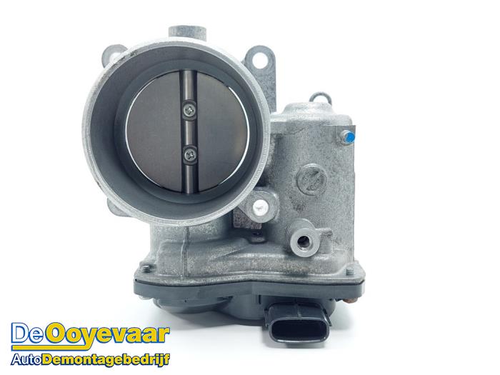 Gebruikte Gasklephuis Mazda 6 SportBreak (GJ/GH/GL) 2.0 SkyActiv-G 165 16V Prijs € 89,99 Margeregeling aangeboden door Autodemontagebedrijf De Ooyevaar