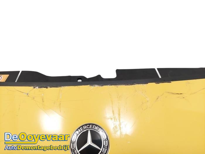 Voorbumper van een Mercedes-AMG A-Klasse AMG (177.0) 2.0 A-35 AMG Turbo 16V 4Matic 2019