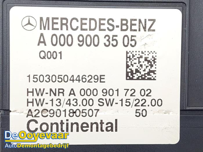 ADM brandstof module van een Mercedes-AMG S AMG (A217) 5.5 S-63 AMG V8 32V Biturbo 4-Matic 2016