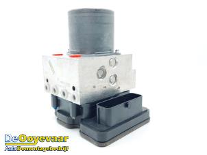 Gebruikte ABS Pomp Mercedes S AMG (A217) 5.5 S-63 AMG V8 32V Biturbo 4-Matic Prijs € 499,99 Margeregeling aangeboden door Autodemontagebedrijf De Ooyevaar