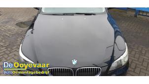 Gebruikte Motorkap BMW 5 serie Touring (E61) 525d 24V Prijs € 199,99 Margeregeling aangeboden door Autodemontagebedrijf De Ooyevaar