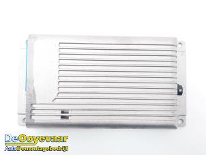 Gebruikte Bluetooth module BMW 5 serie Touring (E61) 530xi 24V Prijs € 69,99 Margeregeling aangeboden door Autodemontagebedrijf De Ooyevaar