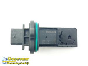 Gebruikte Luchtmassameter BMW 5 serie Gran Turismo (F07) 550i xDrive V8 32V TwinPower Turbo Prijs € 49,99 Margeregeling aangeboden door Autodemontagebedrijf De Ooyevaar