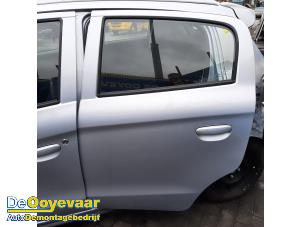 Gebruikte Deur 4Deurs links-achter Mitsubishi Space Star (A0) 1.2 12V Prijs € 299,99 Margeregeling aangeboden door Autodemontagebedrijf De Ooyevaar