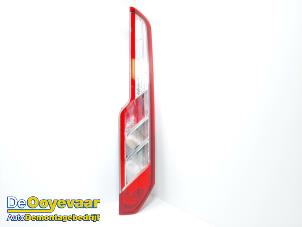 Gebruikte Achterlicht rechts Ford Transit Custom 2.2 TDCi 16V Prijs € 59,99 Margeregeling aangeboden door Autodemontagebedrijf De Ooyevaar