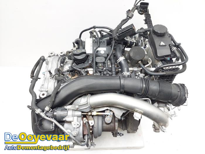 Motor van een Mercedes-AMG A-Klasse AMG (177.1) 2.0 A-35 AMG Turbo 16V 4Matic 2021