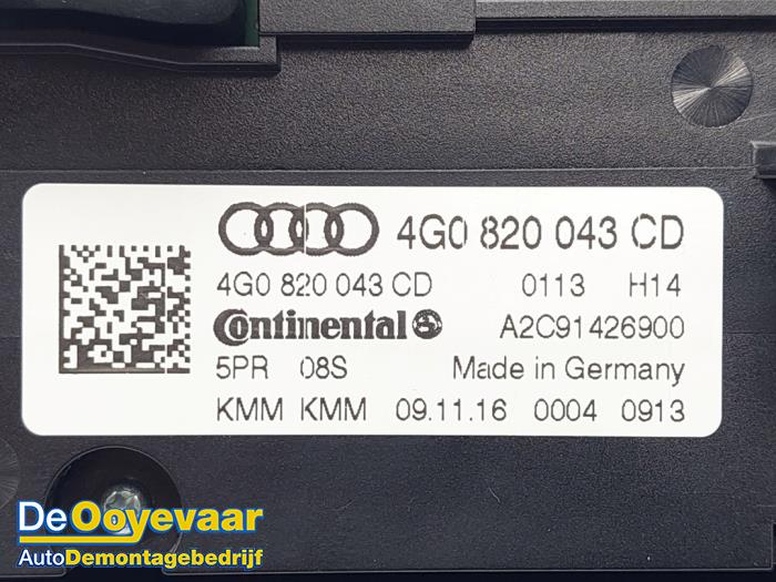 Kachel Bedieningspaneel van een Audi A6 Avant (C7) 3.0 TDI V6 24V biturbo Quattro 2017