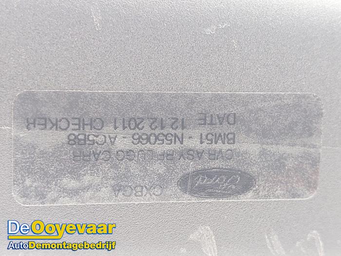 Bagageruimte Dekzeil van een Ford Focus 3 Wagon 1.6 SCTi 16V 2012