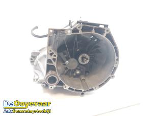 Gebruikte Versnellingsbak Ford Fiesta 6 (JA8) 1.0 Ti-VCT 12V 65 Prijs € 249,99 Margeregeling aangeboden door Autodemontagebedrijf De Ooyevaar