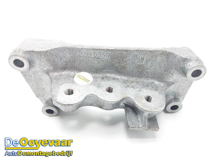 Gebruikte Motorrubber Opel Astra K 1.2 Turbo 12V Prijs € 15,00 Margeregeling aangeboden door Autodemontagebedrijf De Ooyevaar