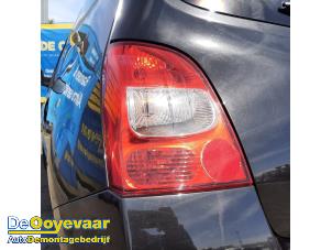 Gebruikte Achterlicht links Renault Twingo II (CN) 1.5 dCi 90 FAP Prijs € 19,99 Margeregeling aangeboden door Autodemontagebedrijf De Ooyevaar