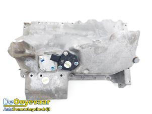 Gebruikte Carterpan BMW X4 (F26) xDrive 28i 2.0 16V Twin Power Turbo Prijs € 139,99 Margeregeling aangeboden door Autodemontagebedrijf De Ooyevaar