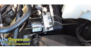 Gebruikte ABS Pomp BMW Z4 Roadster (E85) 2.2 24V Prijs € 49,99 Margeregeling aangeboden door Autodemontagebedrijf De Ooyevaar