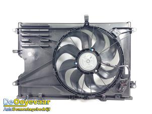 Gebruikte Koelvin Mazda CX-30 (DM) 2.0 e-SkyActiv-G 150 16V Prijs € 349,99 Margeregeling aangeboden door Autodemontagebedrijf De Ooyevaar