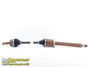 Gebruikte Cardanas rechts-voor (VWA) Lynk &amp; Co 01 1.5 PHEV Prijs € 399,99 Margeregeling aangeboden door Autodemontagebedrijf De Ooyevaar