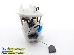 Gebruikte Tank element Pomp Mercedes GLC (X253) 2.0 260 16V 4-Matic Prijs € 49,99 Margeregeling aangeboden door Autodemontagebedrijf De Ooyevaar