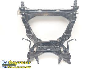Gebruikte Subframe Mercedes Vito (447.6) 1.6 111 CDI 16V Prijs € 175,00 Margeregeling aangeboden door Autodemontagebedrijf De Ooyevaar
