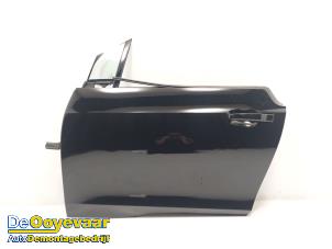 Gebruikte Deur 4Deurs links-voor BMW i3 (I01) i3 94Ah Prijs € 299,99 Margeregeling aangeboden door Autodemontagebedrijf De Ooyevaar