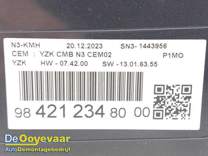 Instrumentenpaneel van een Opel Crossland (X) 1.2 Turbo 12V 2024